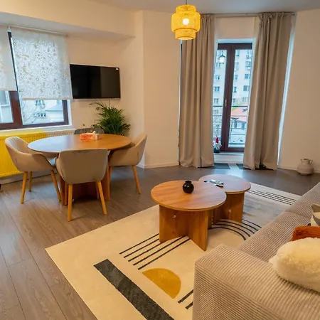 Charming Monro Old Town Flat