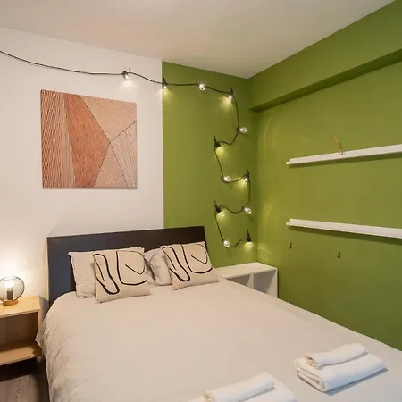 Charming Monro Old Town Flat *