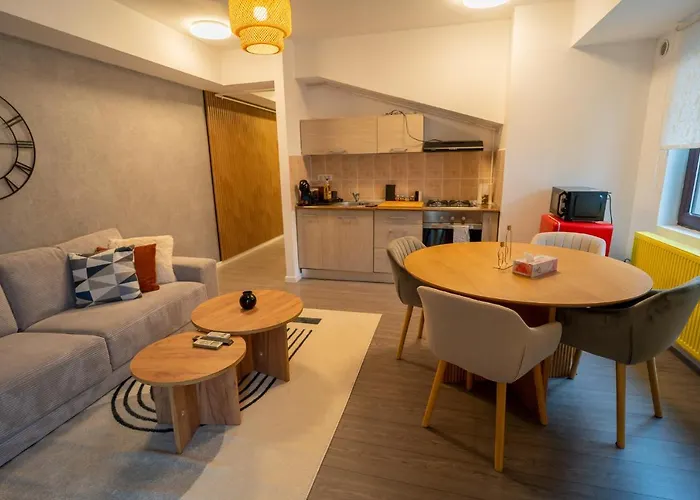 Charming Monro Old Town Flat *