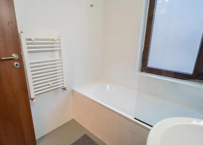 Charming Monro Old Town Flat * Бухарест