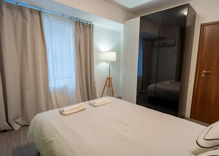 Charming Monro Old Town Flat Апартаменти Бухарест