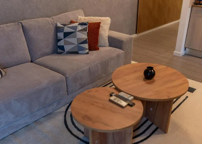 شقة Charming Monro Old Town Flat بوخارست