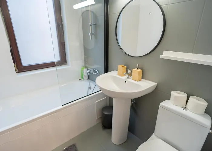 Charming Monro Old Town Flat شقة بوخارست