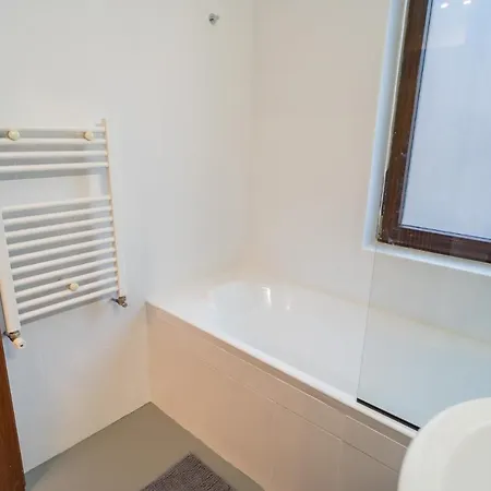 Charming Monro Old Town Flat * 부쿠레슈티